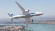 Amazing! The Beauty of Boeing�s 787-9 Dreamliner on Display
